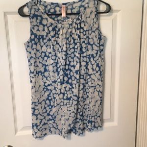 Beautiful tank top! Sweet pea! Size small!